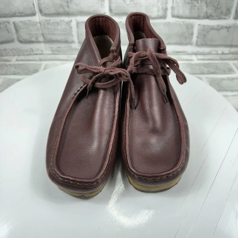 Clarks Original Men's Size 8 Burgundy Leather Lace Up Wallabee Boots